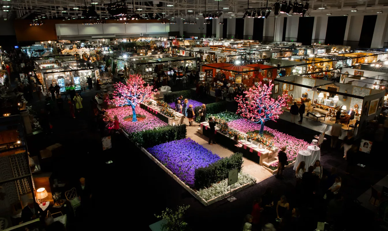 Antiques & Garden show floor