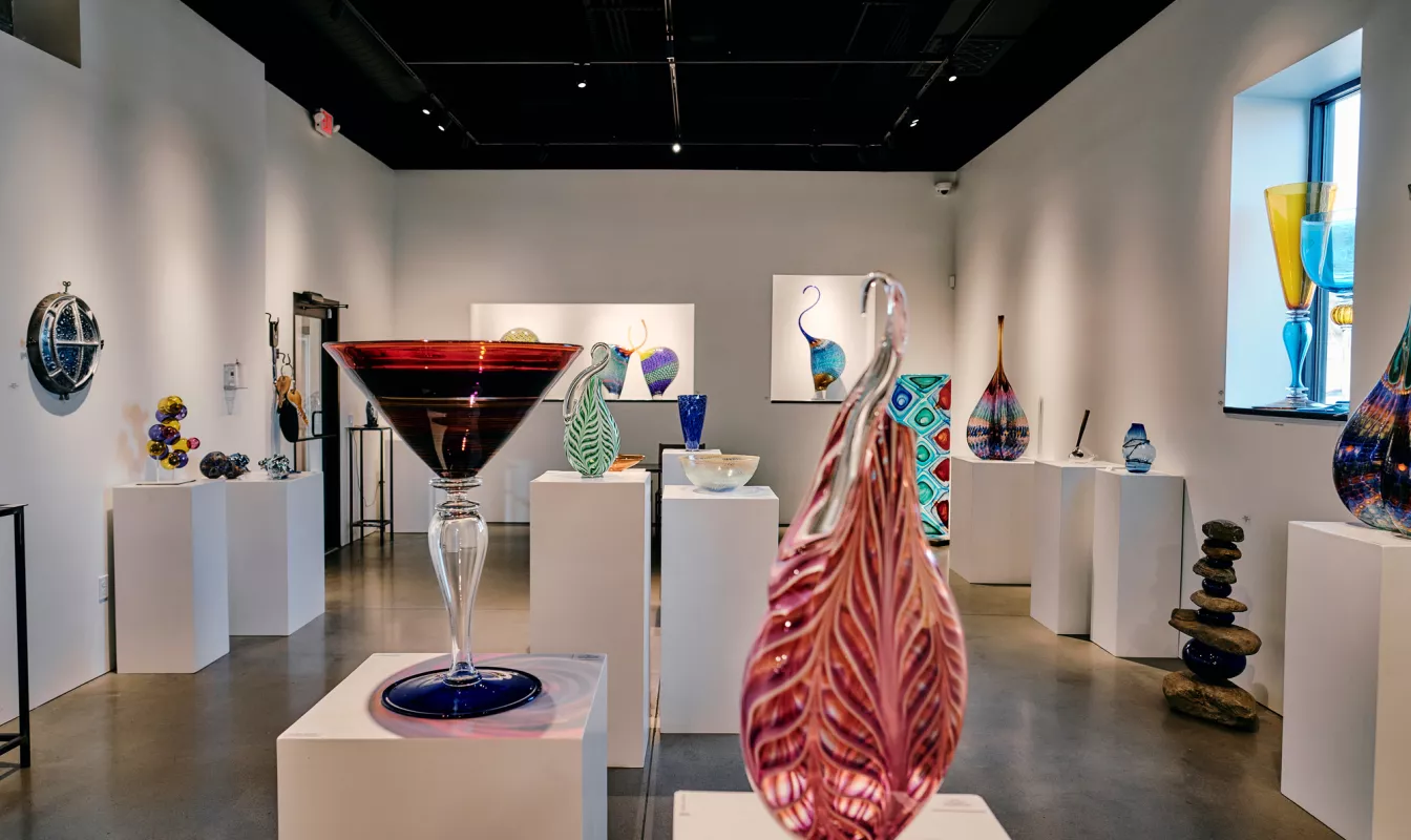 Glass art gallery at Nashville Glasshaus