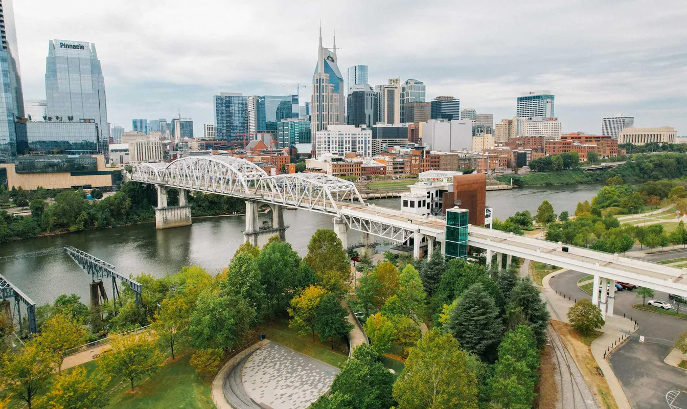 Nashville skyline with pedestrian walking bridge