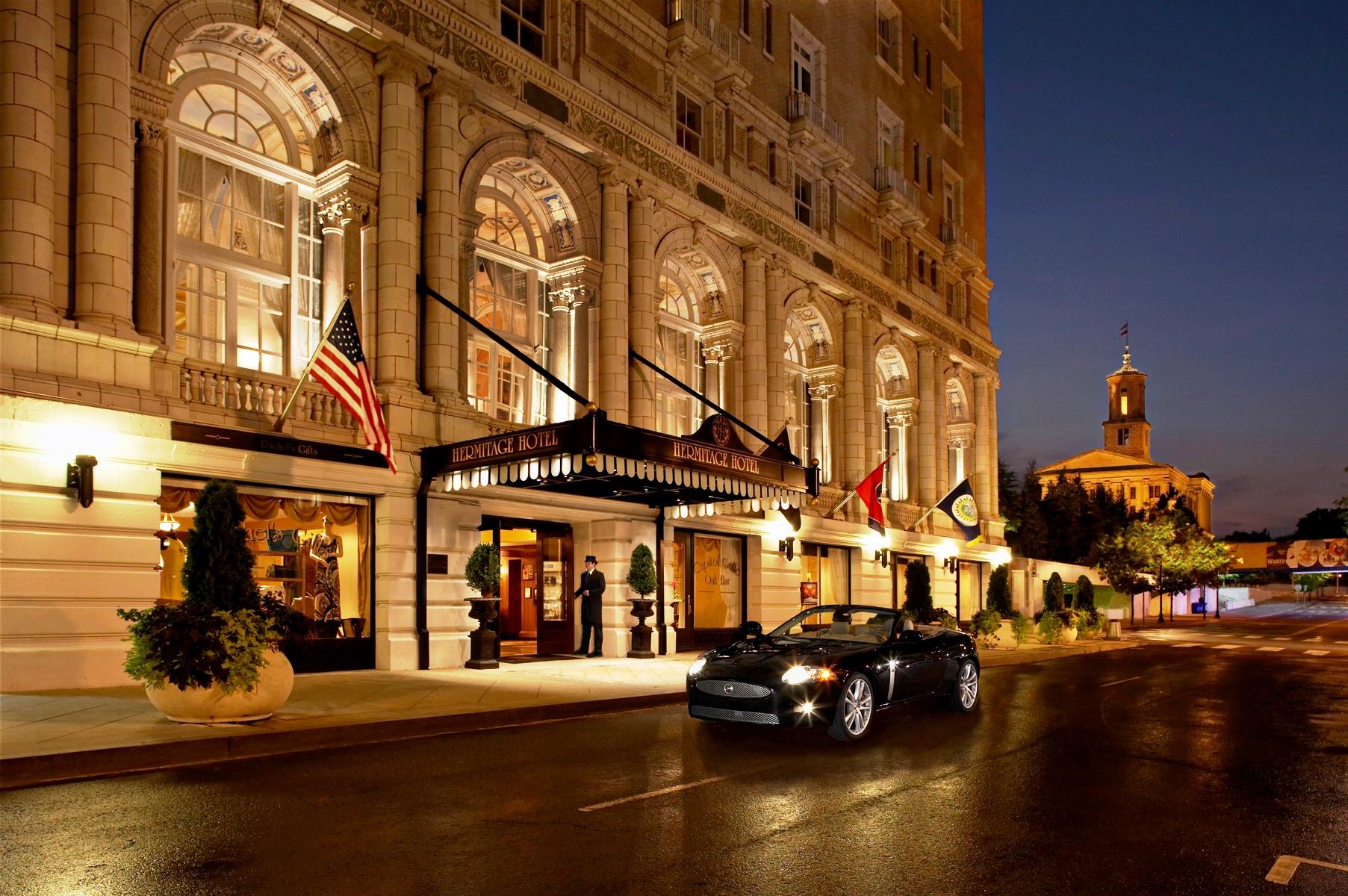 Hermitage Hotel at Night