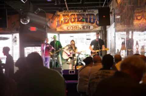 Crooked Eye Q Nashville皿 Legends Corner | Visit Nashville TN