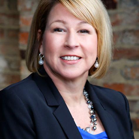 Sarah Trahern headshot