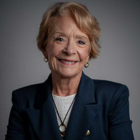 Claire Tucker Headshot (square)