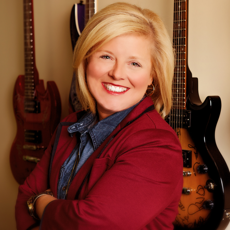 Deana Ivey headshot