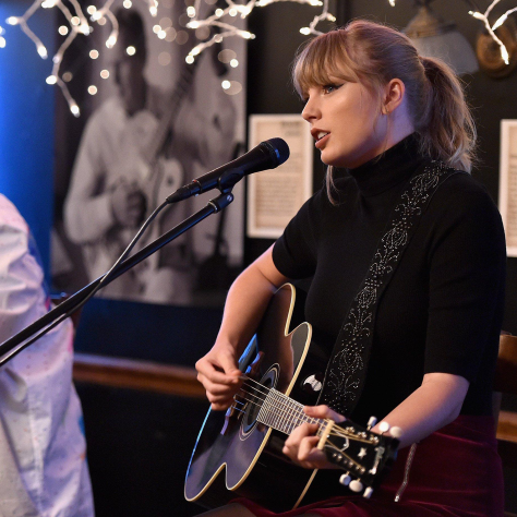 Taylor Swift at Bluebird Cafe