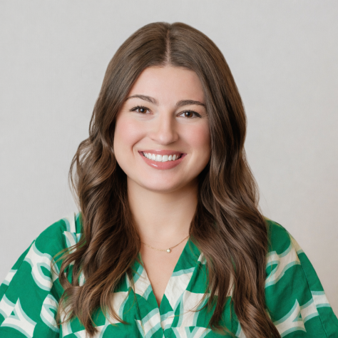 Mia Lallo Headshot