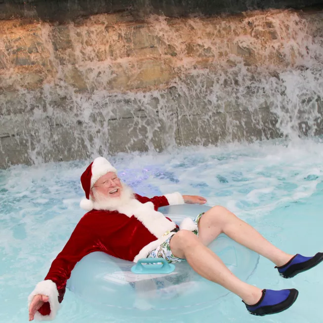 Gaylord-Soundwaves-Santa