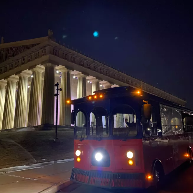 Grayline | Night Trolley Tour