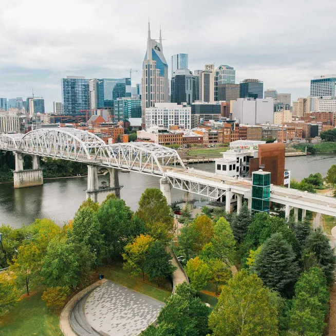 Nashville skyline with pedestrian walking bridge