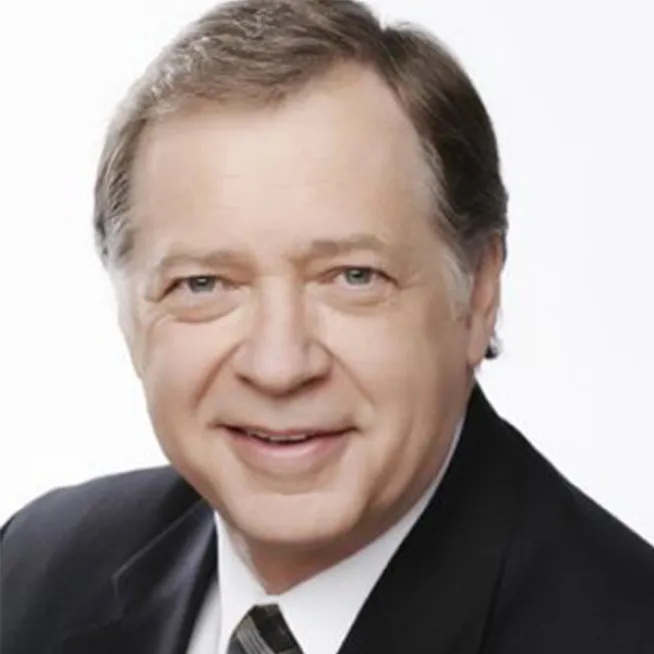 Dan Miller headshot