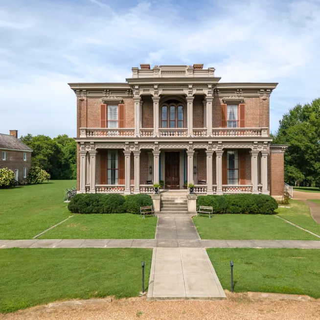 Two Rivers Mansion