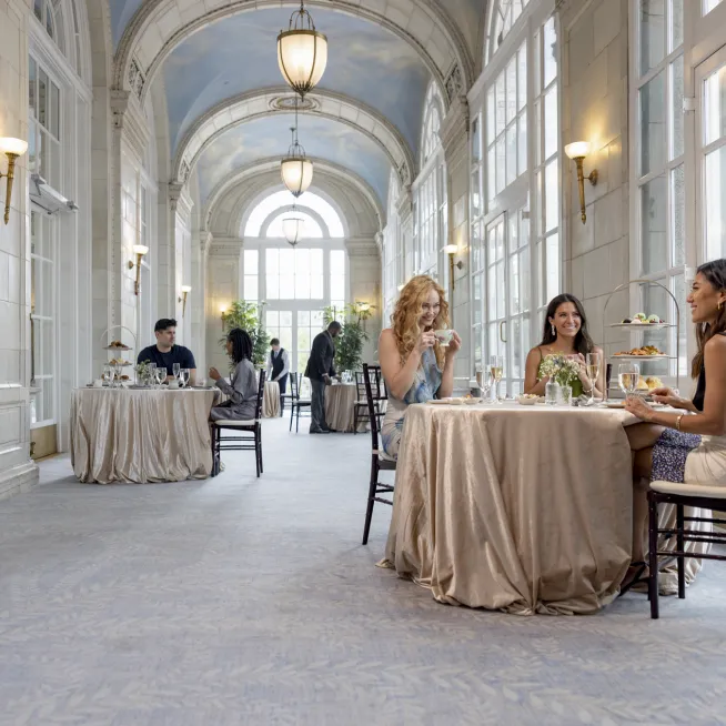 The Hermitage Hotel Veranda 