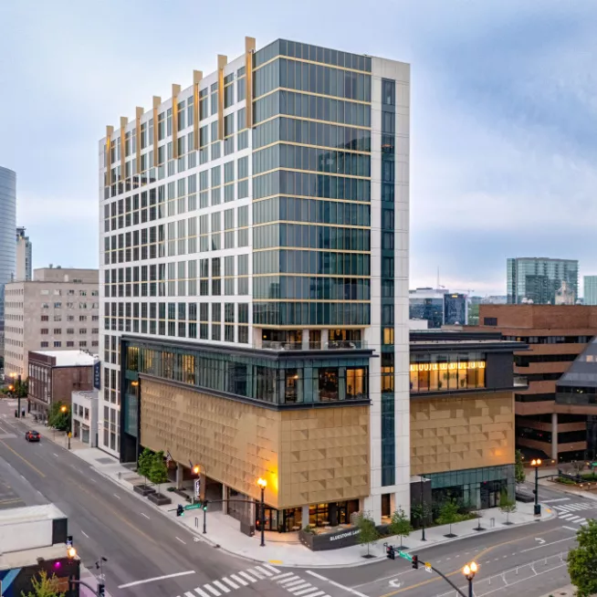 Stay close to the buzz of Broadway
Less than a block from Broadway, we're within a half mile of Nashville's top attractions including Bridgestone Arena and Music City Center. Must-visit museums, restaurants, bars, and more are just a few minutes away. Enjoy views of downtown from our fifth-floor lobby and rooftop pool, or wind down with creative menus and refreshing drinks at our on-site eateries.