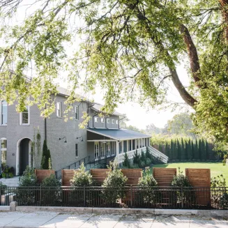 Indoor/Outdoor Venue with Historic charm and modern Amenities. Less than 1 mile from Broadway.