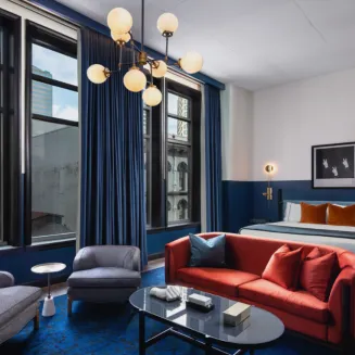 Platinum King Studio Suite