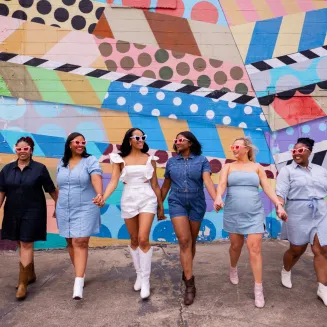 Walking Tour and Photoshoot in Nashville!