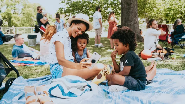 Family in Centennial Park for Mother's Day