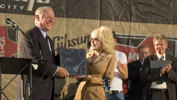 Dolly Parton at the Music City Walk of Fame