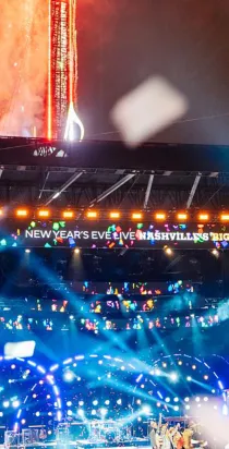 NYE Nashville Fireworks with Confetti