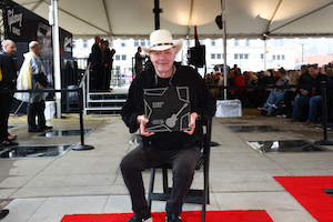 Bobby Bare at star