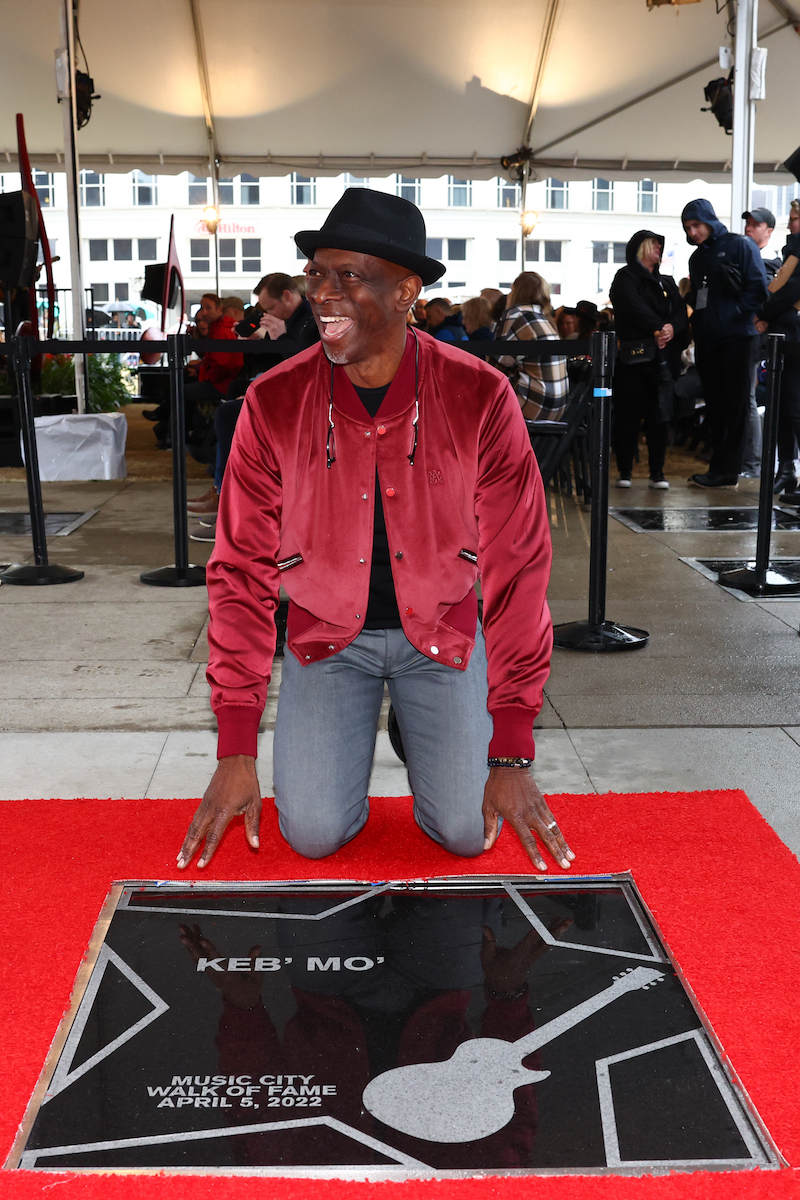 Keb' Mo' at his ceremony